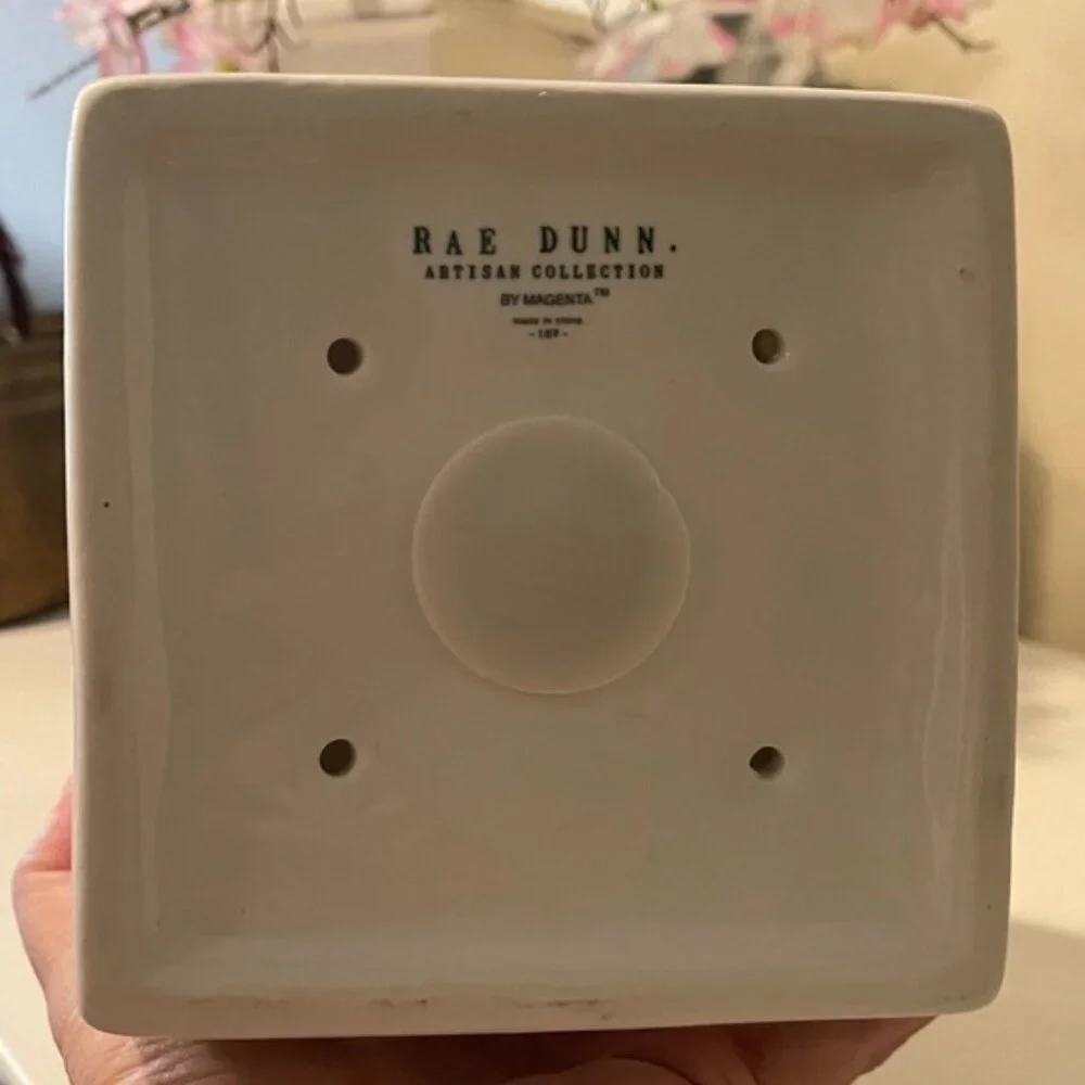 NWT, ceramic Bird House, Rae Dunn, “Occupied”